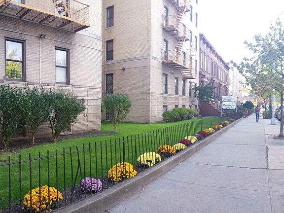 4th image of 1120 Bergen St APT W43