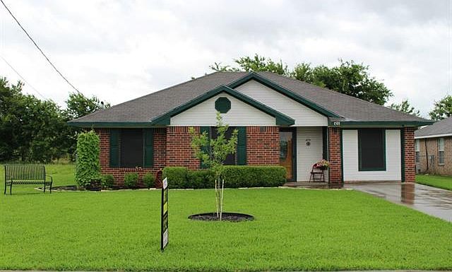 1st image of 1501 Melody Cir