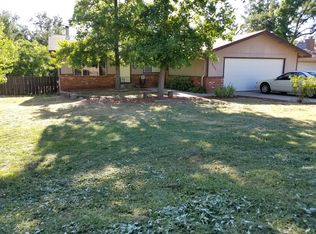40698 Griffin Dr, Oakhurst, CA 93644
