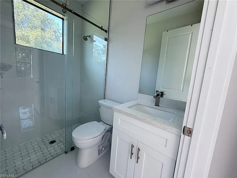 4681 18th Ave SE — Photo 9