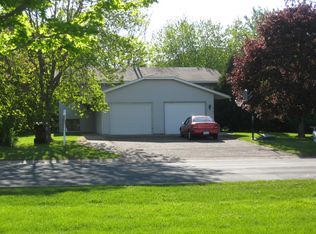 9181 Forestview Ln N, Maple Grove, MN 55369