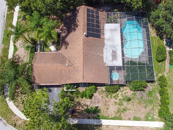 3rd image of 60 Oakwood Ct