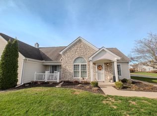 1242 Dunhurst St, Circleville, OH 43113