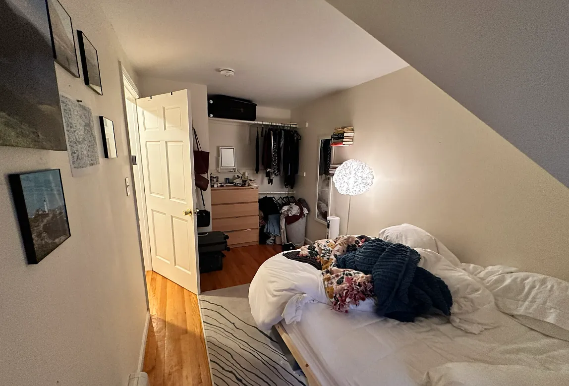 2 bed, 800 sqft, $4,100 — Photo 4