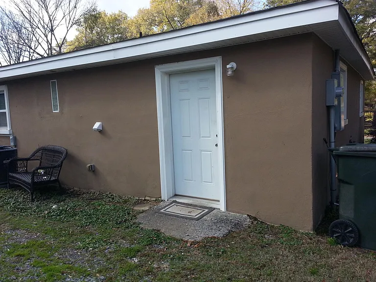 565 Harrison St — Photo 3