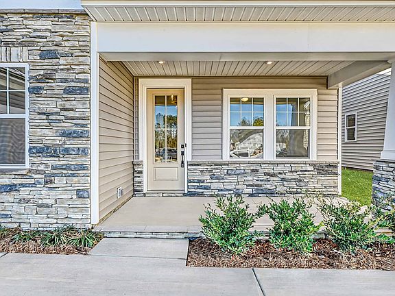 Balsam Plan 3 Model Home Exterior