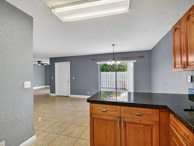 320 Woodland Rd — Photo 16