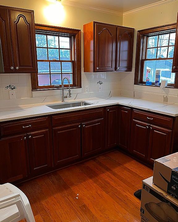 1st image of 1339 Gregory Ave