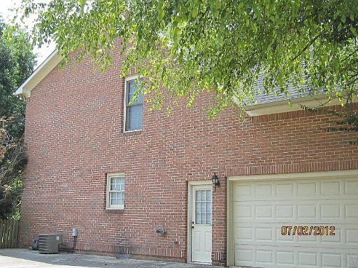 4th image of 10702 Eagle Glen Dr