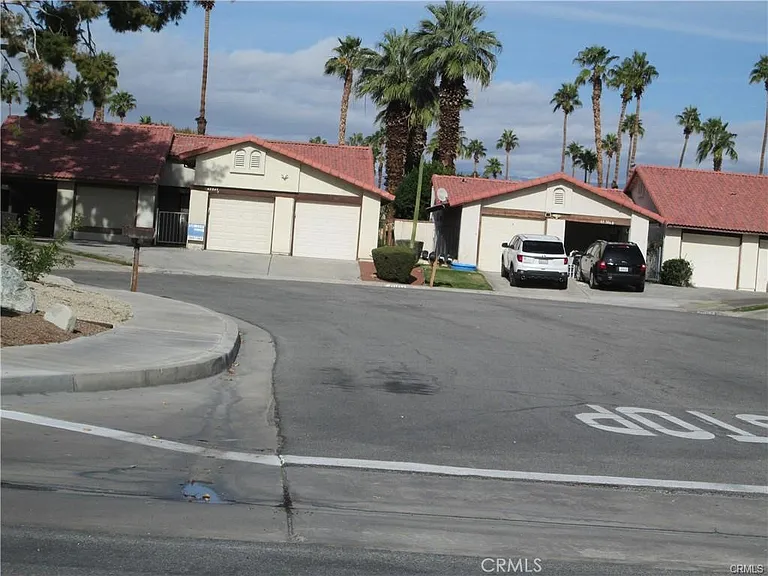 43347 Heitz Ct #A — Photo 2
