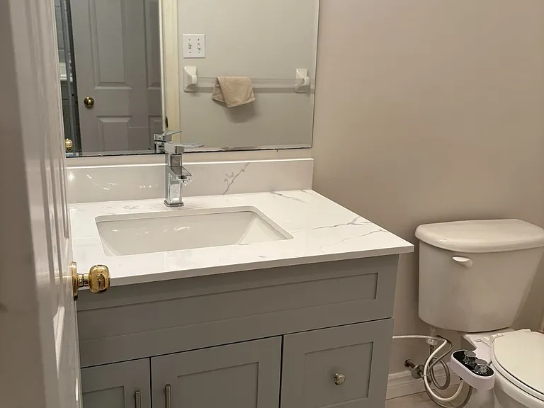 2 Woodcrest Ct — Photo 25