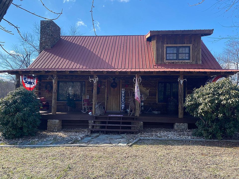 Sweet Rustic Cabin Living! 