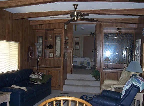 4th image of 494 Brook Valley Dr