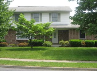 3878 Southland Dr, Bethlehem, PA 18017