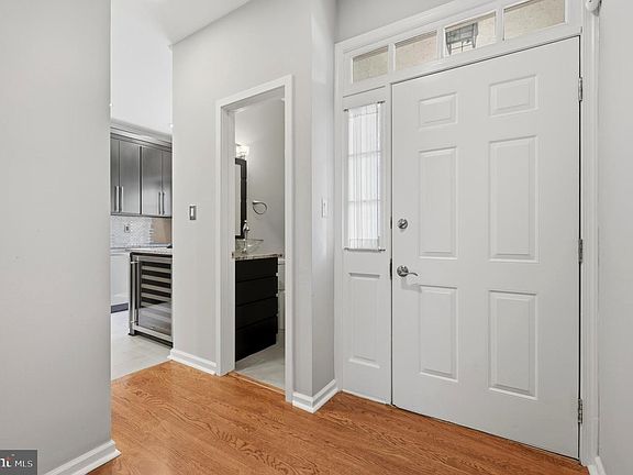 4th image of 2 Booth Ln APT 6