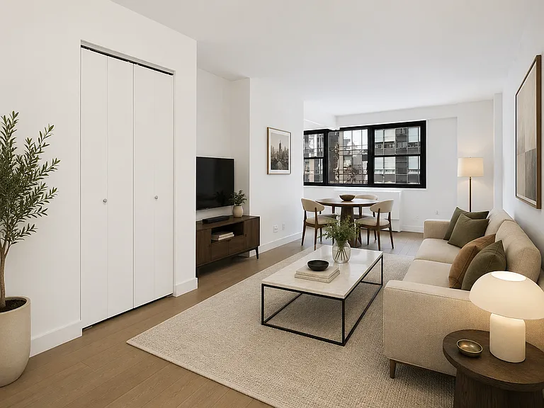 222 E 39th St #22A — Photo 2