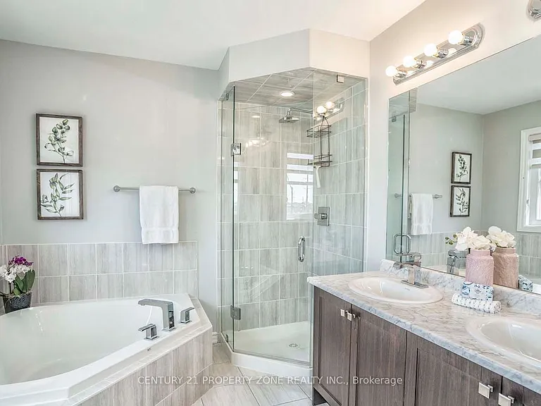 3865 Major Mackenzie Dr W #225 — Photo 9