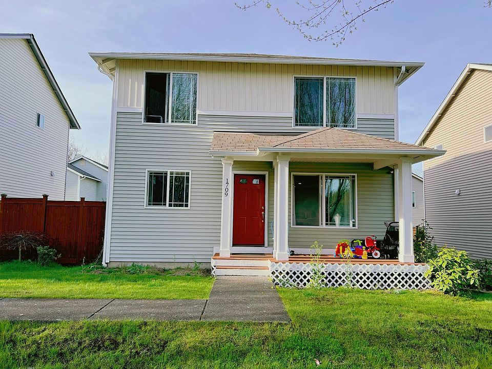 1st image of 1709 E 41st St