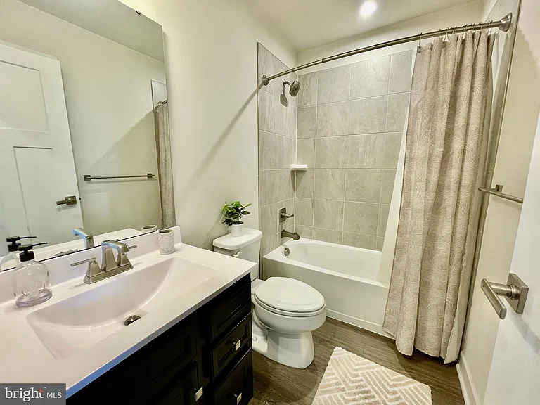 1518 Wilmer Park Ln — Photo 43