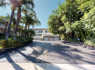 22500 N Summit Ridge Cir, Chatsworth, CA 91311