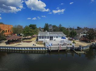 118 Royal Dr, Brick, NJ 08723