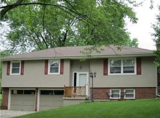 12104 NW Yukon St, Kansas City, MO 64152