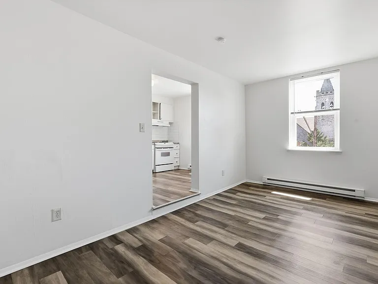 101 West Main St — Photo 16