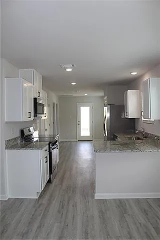 6545 Cypress Vine Ct — Photo 9