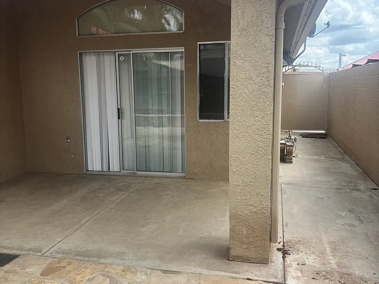 6769 N Constance Ave — Photo 14