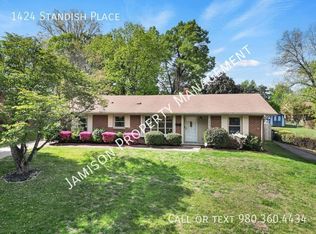 1424 Standish Pl, Charlotte, NC 28216