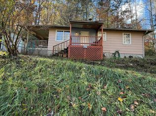 1107 Catoosa Rd, Wartburg, TN 37887