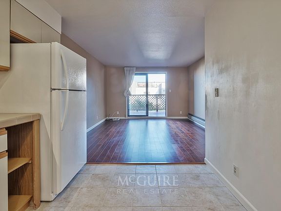 5th image of 338 24th Ave APT 2