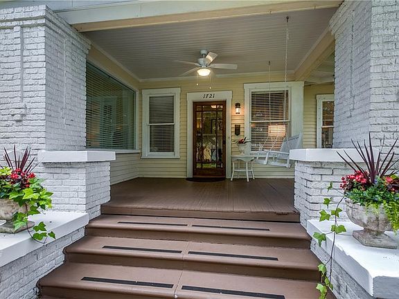 3rd image of 1721 W Richardson Pl
