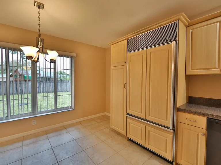 4465 Longford Dr — Photo 4