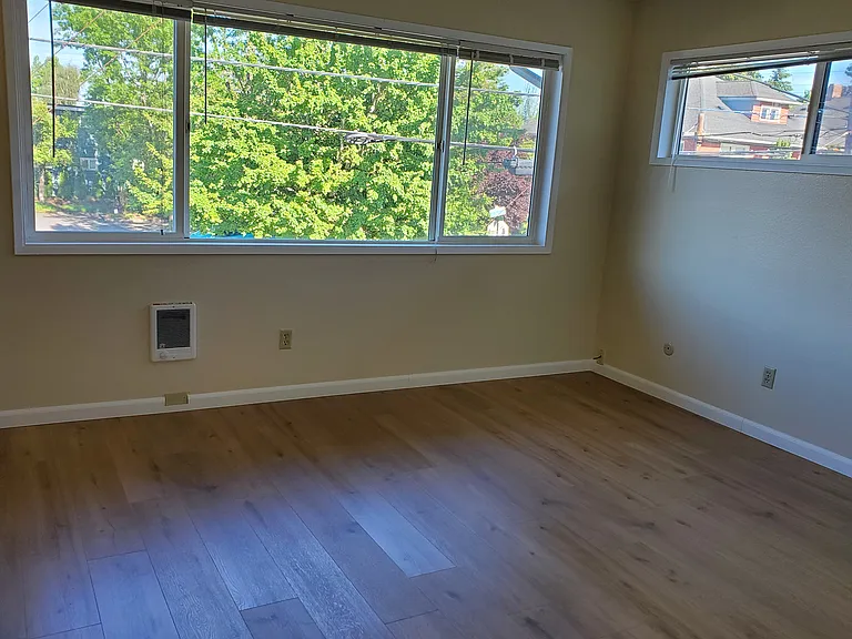 1607-1611 NE 26th Ave #5 — Photo 7