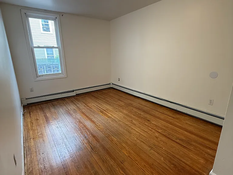 150 Harrison St #2 — Photo 8