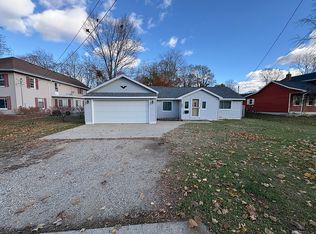 524 N Main St, Wayland, MI 49348