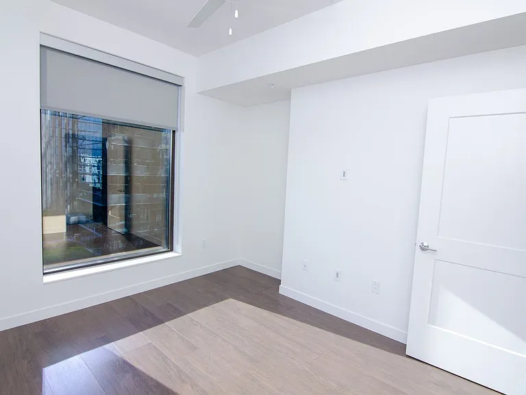1212 Demonbreun St #910 — Photo 9