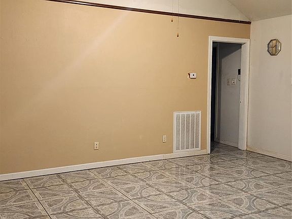 2nd image of 11015 Fleming Dr