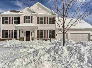 24 Old Coach Ln, Carlisle, PA 17013