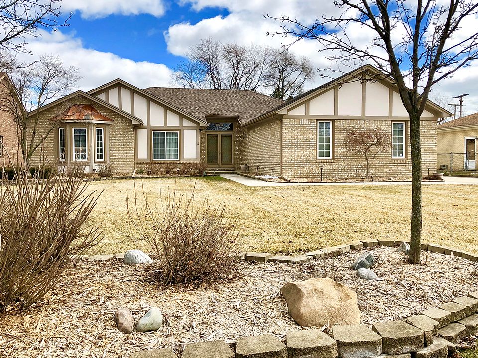 1st image of 32042 Di Stefano Ct