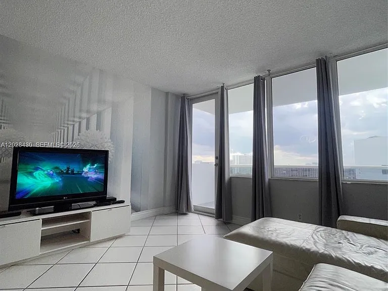 3725 S Ocean Dr #1219 — Photo 11