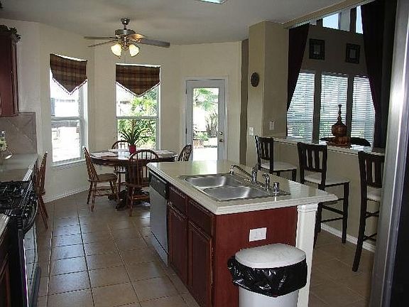 2nd image of 2189 Longspur Ln