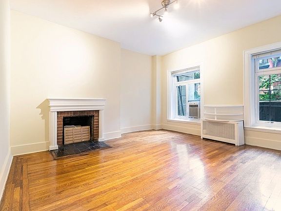2nd image of 21 E 9th St #2K