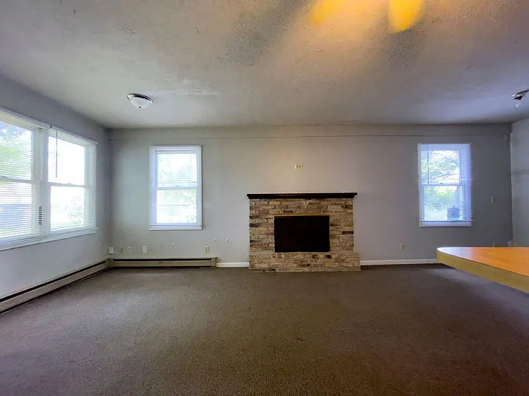 Preleasing For August! Close To Campus — Photo 1