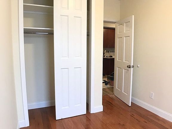 5th image of 3076 37th St APT 2R