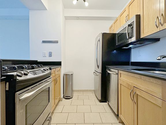4th image of 199 Bowery APT 8D
