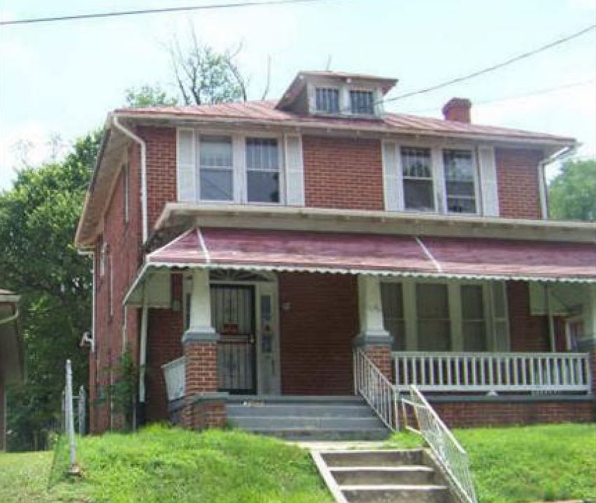 1st image of 1016 Farmer St