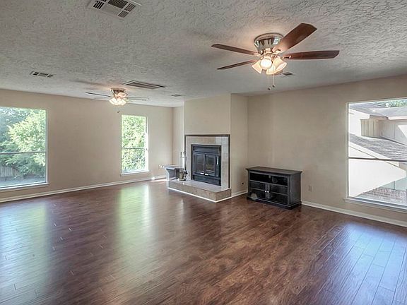 3rd image of 12526 Chessington Dr