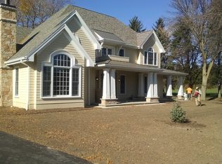 6919 Briar Ln, Sun Prairie, WI 53590
